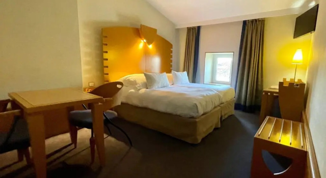 Двухместный номер Comfort Hôtel Au Logis des Remparts