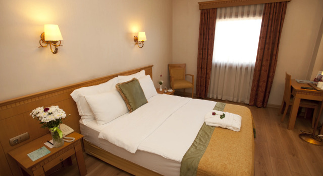 Usta Park Hotel