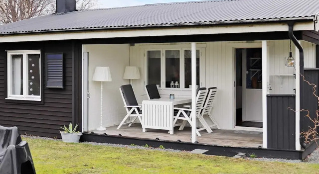 Коттедж 4 person holiday home in VARBERG-By Traum