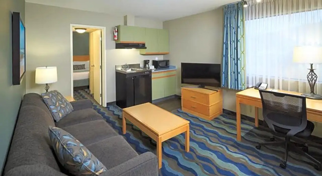 Двухместный люкс Accent Inns Kelowna