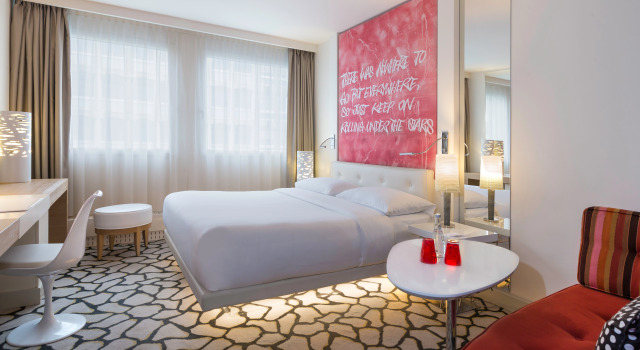 Hotel N'vY