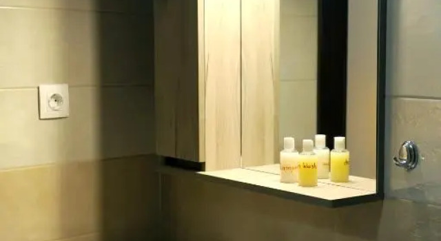GreeceRent -Center ELEGANT, Book Hotel Thessaloniki Macedonia
