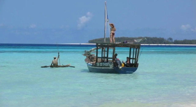 Coral nungwi and restaurant