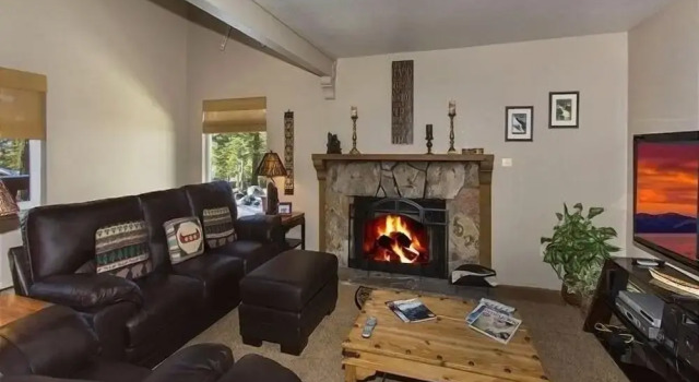 Коттедж 1173 Timber Lane 4 Bedroom Home