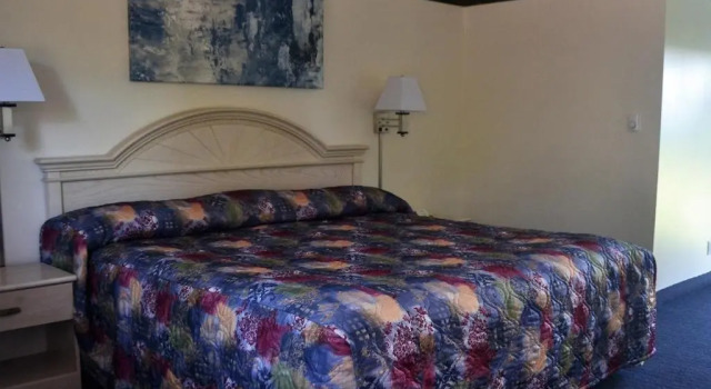 Номер Standard Stratford Suburban Motel