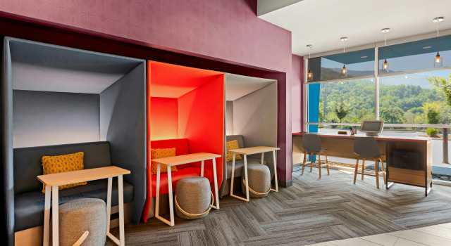 Tru by Hilton Asheville Blue Ridge Parkway, 预订 酒店 阿什维尔 阿巴拉契亚山脉