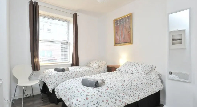 367 Richmond Place Apartment