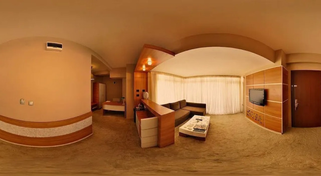 Roof Garden Hotel