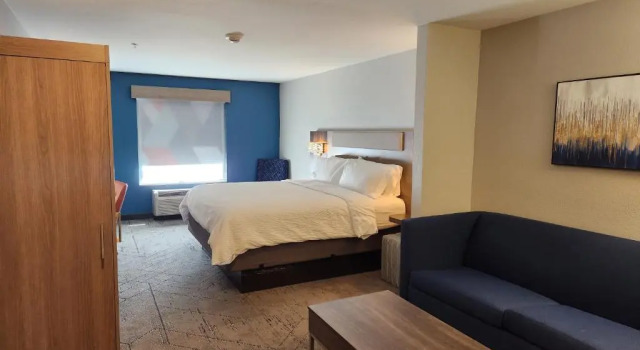 Люкс Holiday Inn Express & Suites Perry by IHG