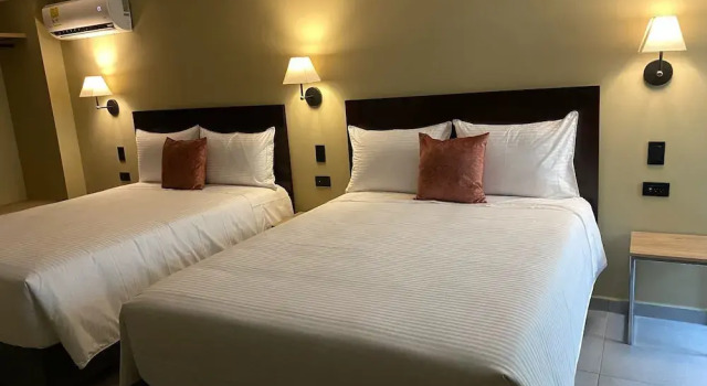 Hotel HVD Inn Cabecera, Rezervovat Hotel Hotely v Santander s parkováním, Parkování