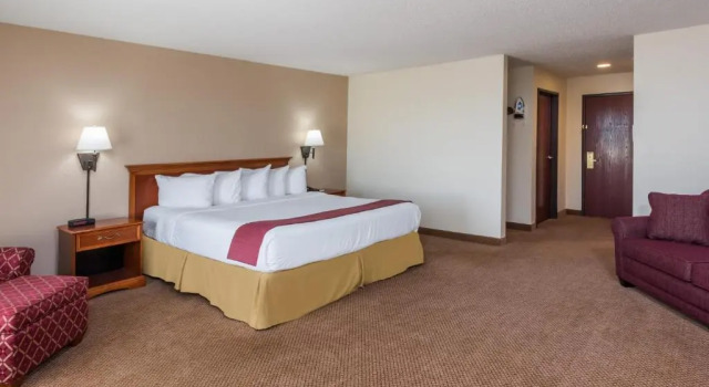 Люкс Seasons Inn & Suites Highland