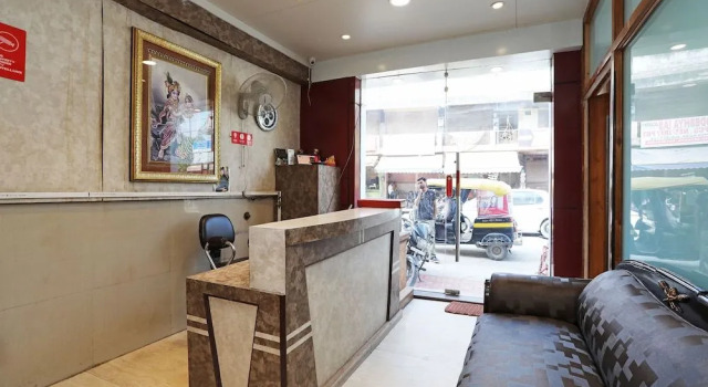 OYO 1379 Hotel HKJ International