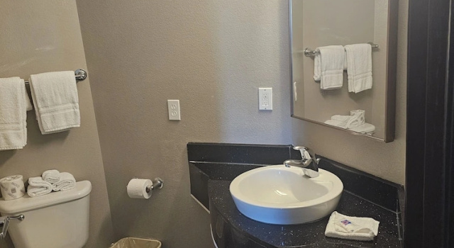 Четырёхместный номер Standard Motel 6 Sinton TX