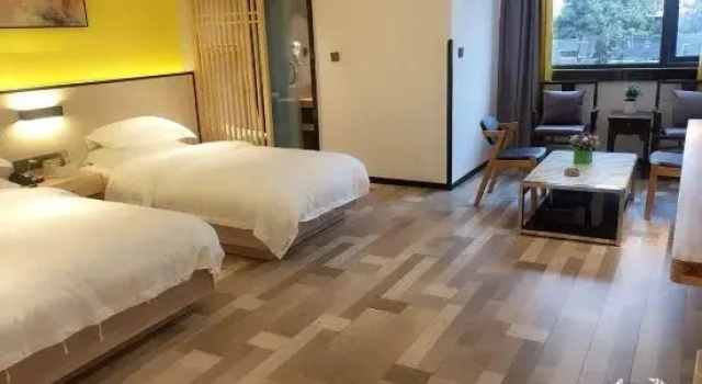Люкс Business Hua Teng Hotel
