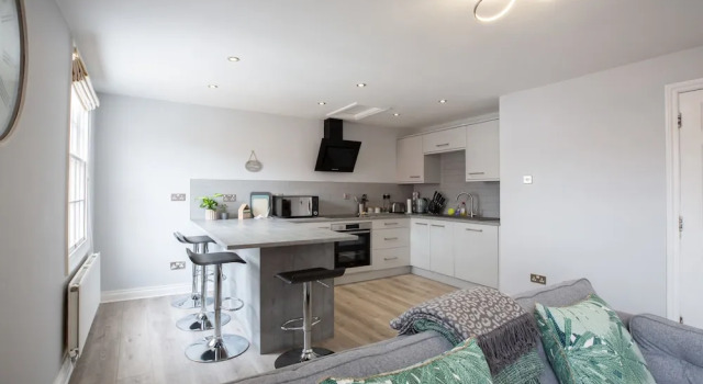 Castle Street Apartment