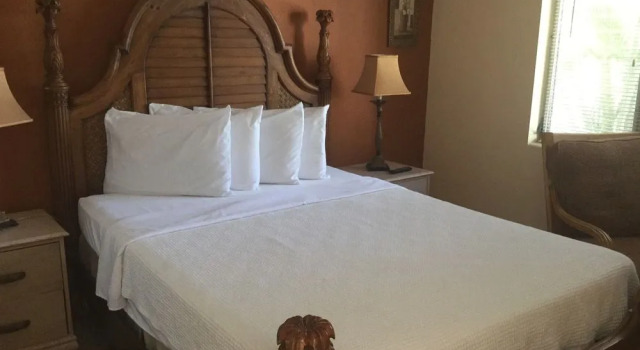Amber Tides Motel