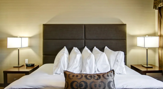 Трёхместный номер Standard Canalta Hotel Shaunavon