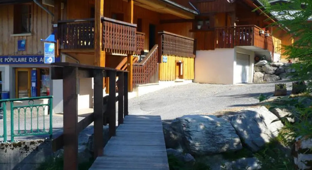 Appartement LEcureuil, Забронировать Апартаменты/квартира Отели Араш-ла-Фрас с парковкой, рядом с Горнолыжный подъемник Плен Соле, Парковка