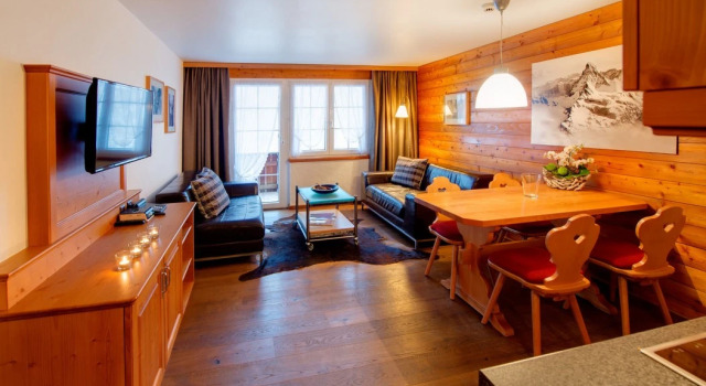 22 Summits Apartments