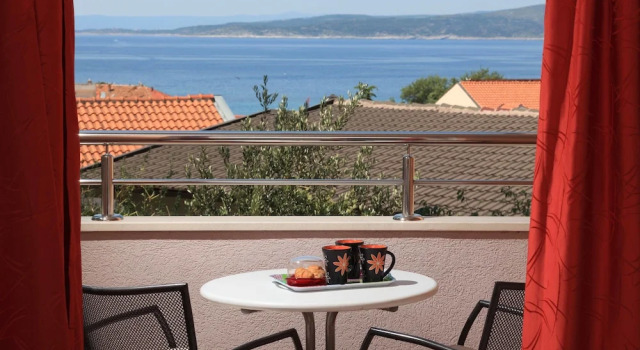 Апартаменты c 1 комнатой с балконом и с видом на море Apartments Vila Adrijana and Fitness Studio Wolf