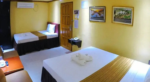 Номер Deluxe Taj Hotel Tuguegarao