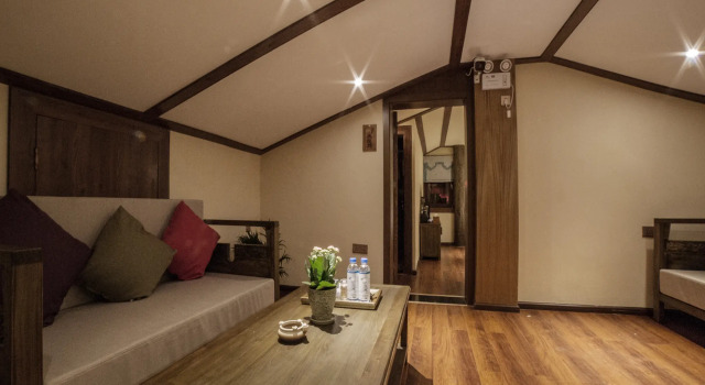 Семейный люкс Blossom Dynasty Inn