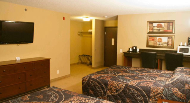 Шестиместный семейный люкс Americas Best Value Inn Big Lake Becker