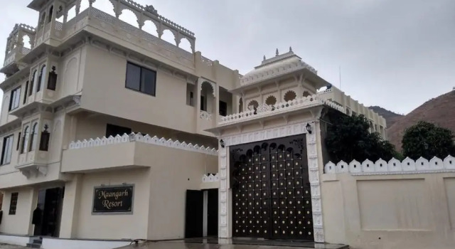 Maangarh Resort, Rezervovat Lázně / Resort Hotely v Rajasthan s parkováním, Parkování