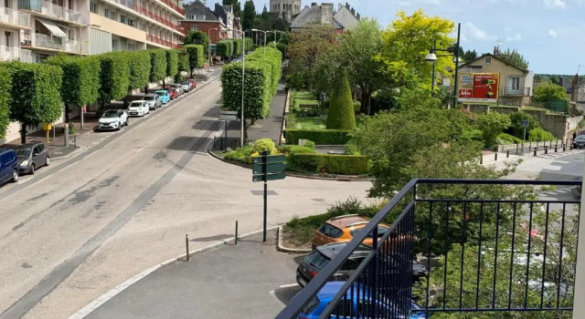 Апартаменты с 2 комнатами Au cœur de Lisieux 83 m2 et vue sur la Basilique