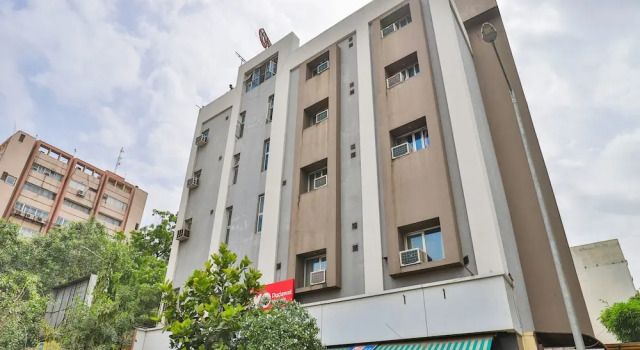 OYO 10044 Hotel Dudawat, Rezervovat Hotel Hotely v Gujarat s parkováním, Parkování