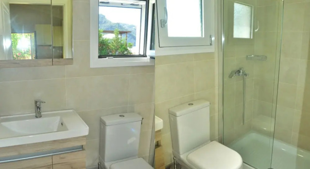 Коттедж c 1 комнатой Beachfront holiday House yannis on Agios Gordios beach in Corfu