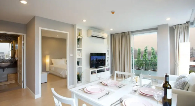 Люкс Executive с балконом Cinnamon Hotel Bangkok