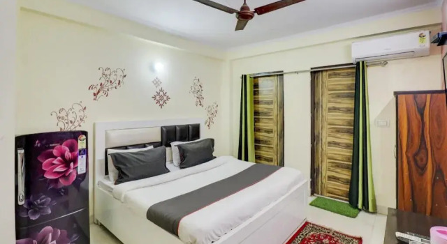 Super Hotel O Shankar Hotel Ghaziabad Railway Station, Забронировать Отель Отели Газиабад с парковкой, Парковка