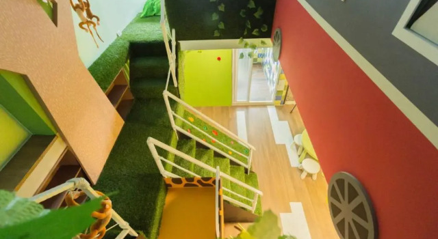 Семейный номер Standard с балконом Alice Wonderland B&B