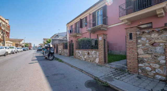 Casa Vacanza Josephine, Book Vacation Home Hotels in Sicily with Parking, Parking