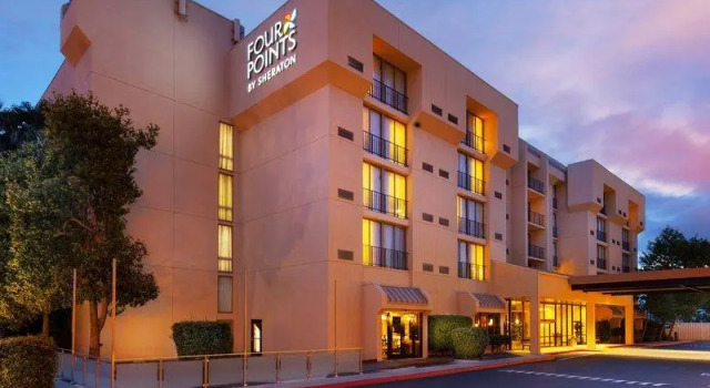Номер Standard Courtyard San Jose Airport