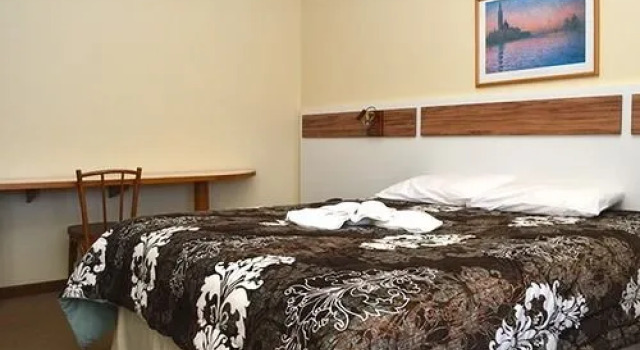 Recanto Das Camélias Parque Hotel, Забронировать Отель Бон-Жезус Риу-Гранди-ду-Сул