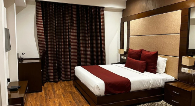 Студия с балконом Yuhi Suites