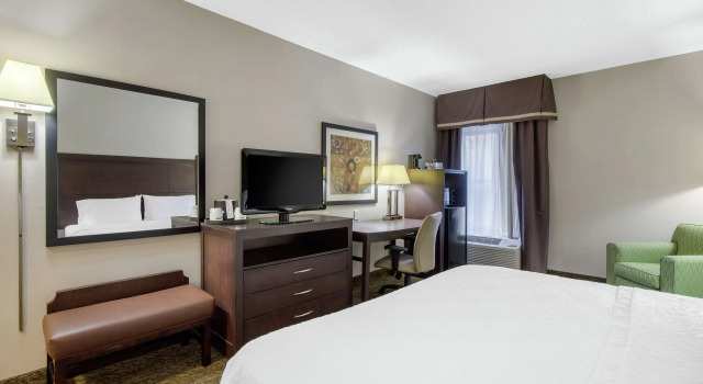 Hampton Inn Mebane, Забронировать Отель Мебан Северная Каролина