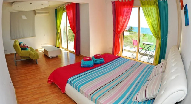 Villa Sunshine, Book Villa Sommerhuse i Mazotos, Hytte