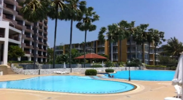 Cha-Am Beach Club Condo By O