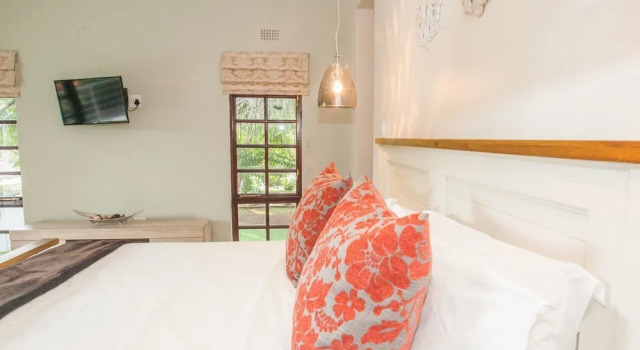 Motsamai Lodge