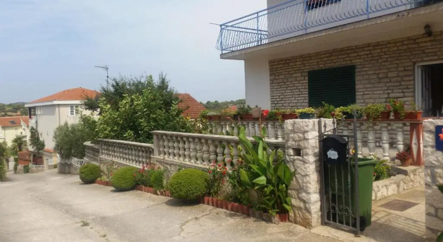 Студия с балконом и с видом на море Bacelic apartments