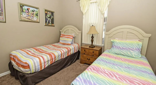 T914BD Hillside Courtyard 4 Br villa by RedAwning, Забронировать Вилла Давенпорт Orlando Metropolitan Area, рядом с Региональный парк Норт-Ист