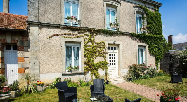 Двухместный номер Classic Logis Hôtels Restaurant La Mère Hamard