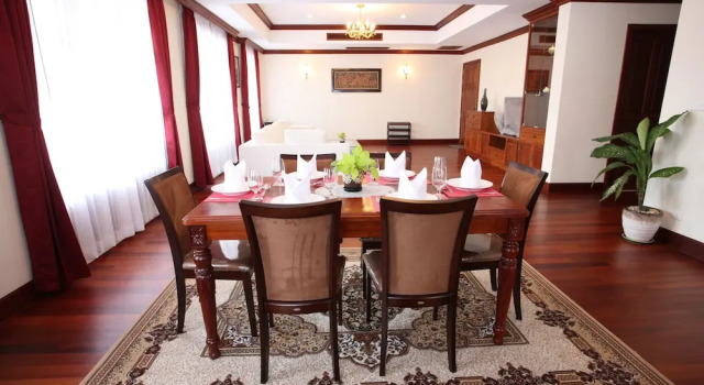 Люкс с 3 комнатами Steung Siemreap Residences & Apartment