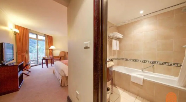 Номер Standard Lake Kivu Serena Hotel