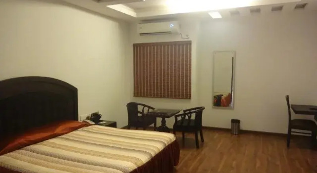 Hotel Mithila, Забронировать Отель Отели и гостиницы Эрамаллур, Отель