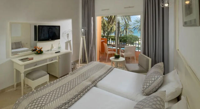 Трёхместный номер Standard с видом на море El Ksar Resort & Thalasso