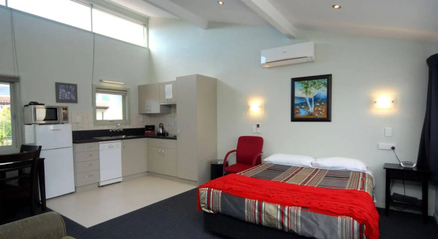 Fern Motel, Rezerwuj Motel Hotele w Auckland Region ze śniadaniem, Śniadanie